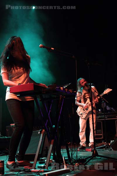 MOON DUO - 2013-07-19 - PARIS - CentQuatre - 